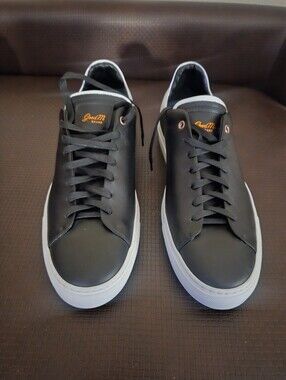 🔥NWOT Good Man Brand Sneakers, sz 10.5